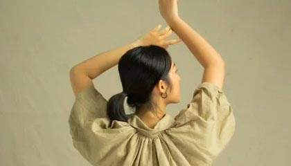 家人同意不让野人小孩赤裸爬行,关键疑点还没查清
