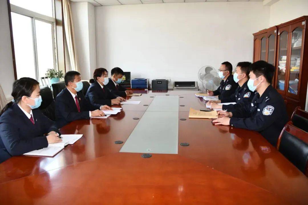 @股民们 你进的“证券公司投资群”是真的吗<strong></p>
<p>证券公司</strong>？