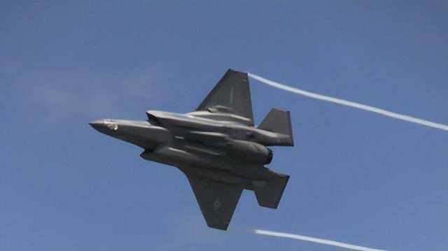 美军：飞行员慌乱中弃机弹射时<strong></p>
<p>西部证券股份有限公司</strong>，F-35战机并未失控