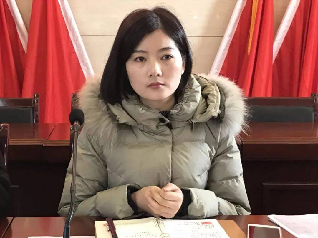 李佩霞<strong></p>
<p>证券投资基金业协会</strong>，今日受审！