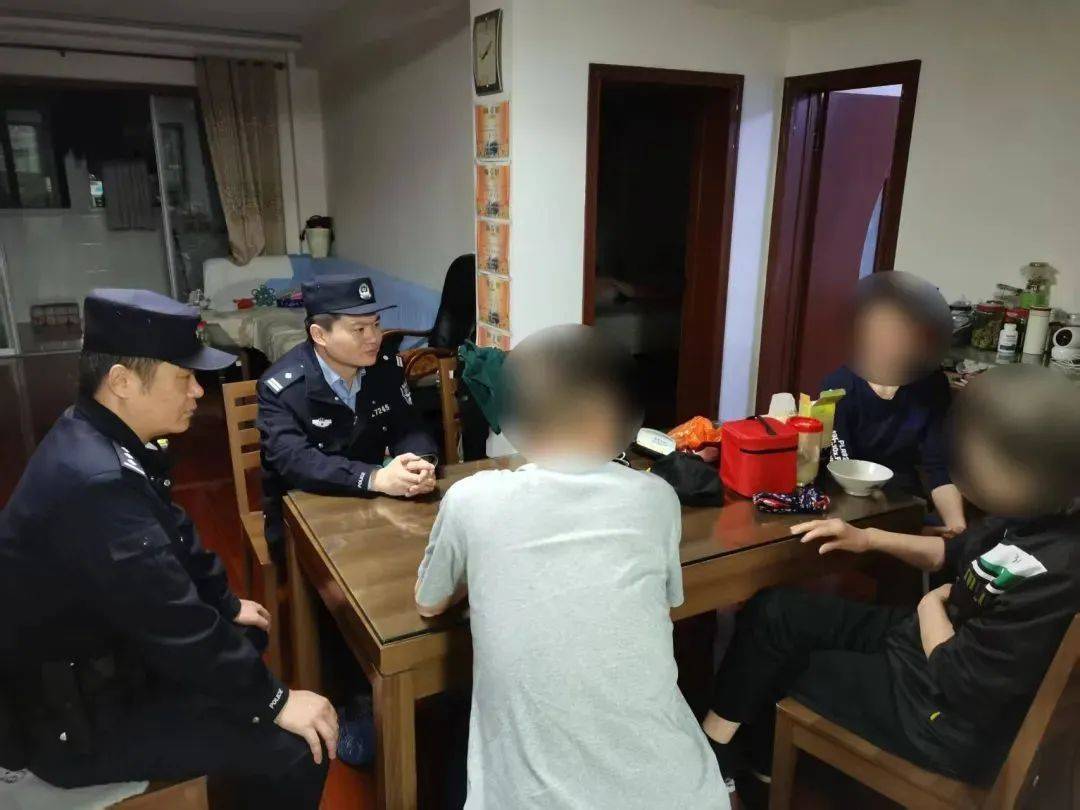 疯狂买入<strong></p>
<p>虚拟币团队</strong>！镇江一大爷花了164万！结果……