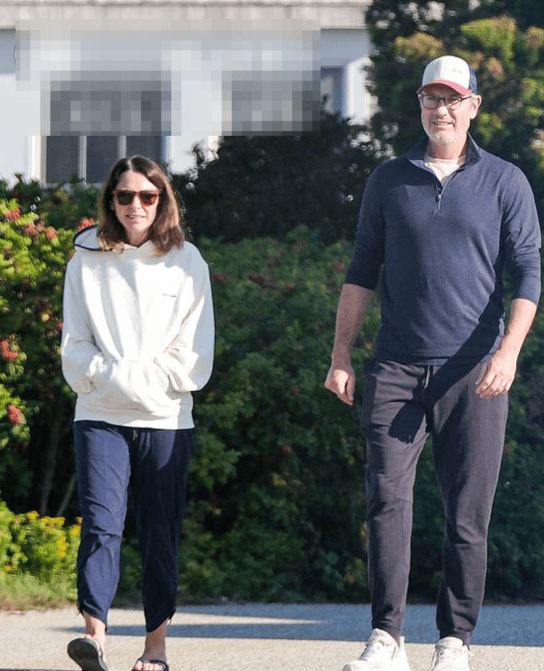 演唱会“出轨门”女方离婚进行时<strong></p>
<p>龙币虚拟货币</strong>，CEO男主被拍到戴婚戒与妻散步