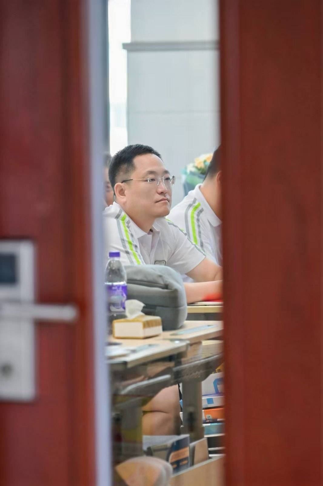 那个让老师骄傲的“调皮”班级！30年同学聚会<strong></p>
<p>虚拟币软件开发</strong>，还伴有一封来自贵州的感谢信