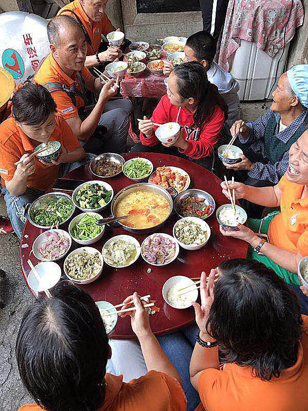 那个让老师骄傲的“调皮”班级！30年同学聚会<strong></p>
<p>虚拟币软件开发</strong>，还伴有一封来自贵州的感谢信