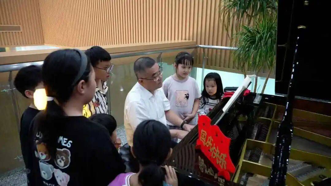 金坛图书馆国庆中秋活动精彩回顾 | 举国同欢庆<strong></p>
<p>虚拟币软件开发</strong>，月满聚中秋