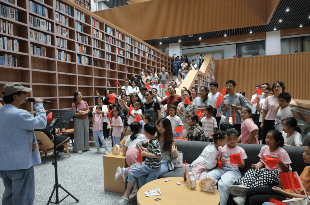 金坛图书馆国庆中秋活动精彩回顾 | 举国同欢庆<strong></p>
<p>虚拟币软件开发</strong>，月满聚中秋