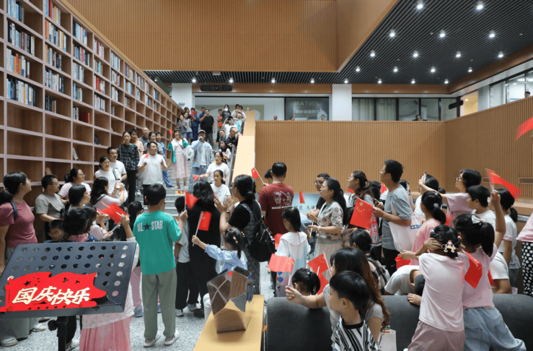 金坛图书馆国庆中秋活动精彩回顾 | 举国同欢庆<strong></p>
<p>虚拟币软件开发</strong>，月满聚中秋