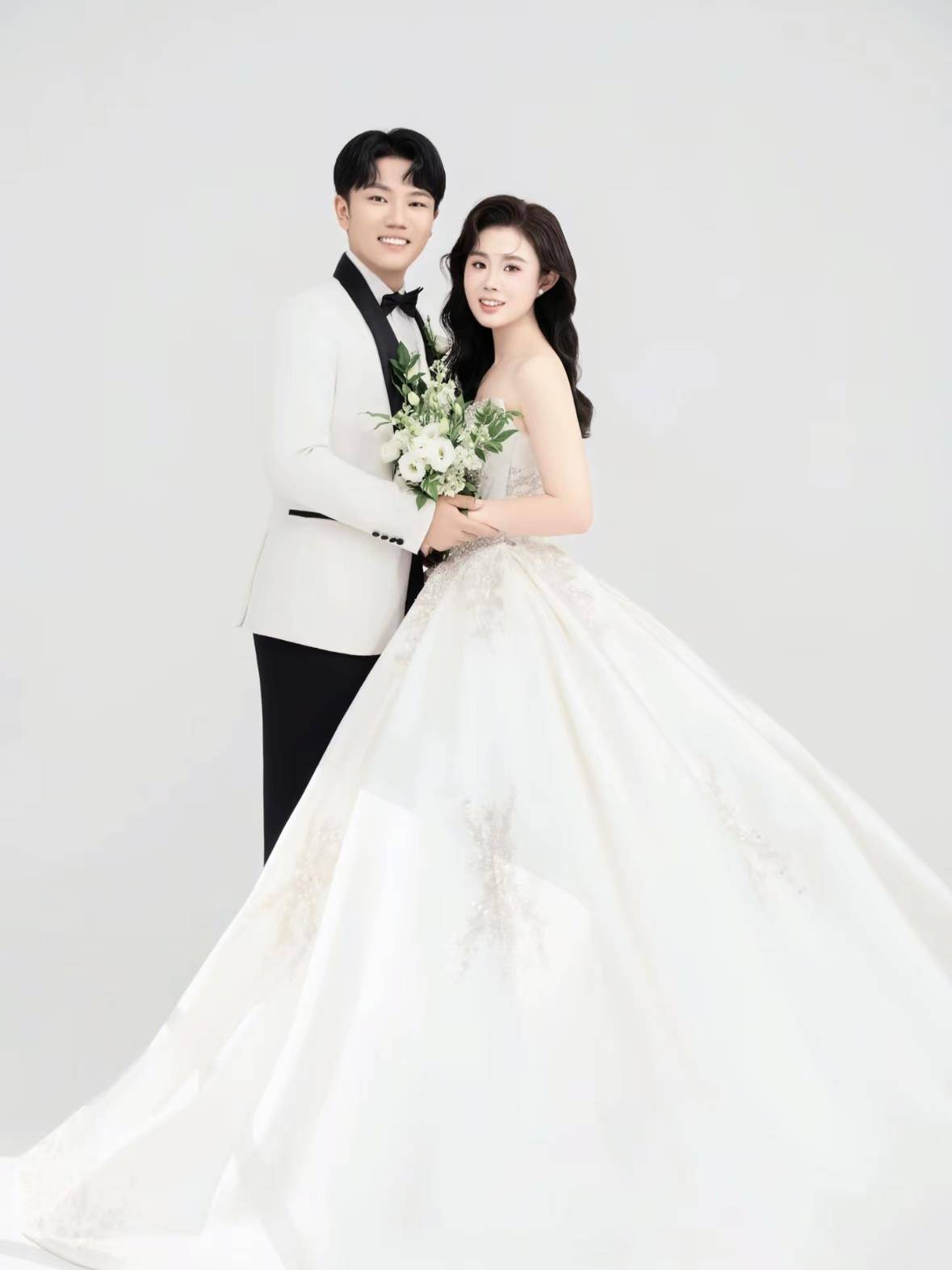 “千万富翁”解克锋儿子解清帅将举办婚礼<strong></p>
<p>虚拟币买哪个</strong>，解克锋：很开心，邀请了部分寻亲家长参加