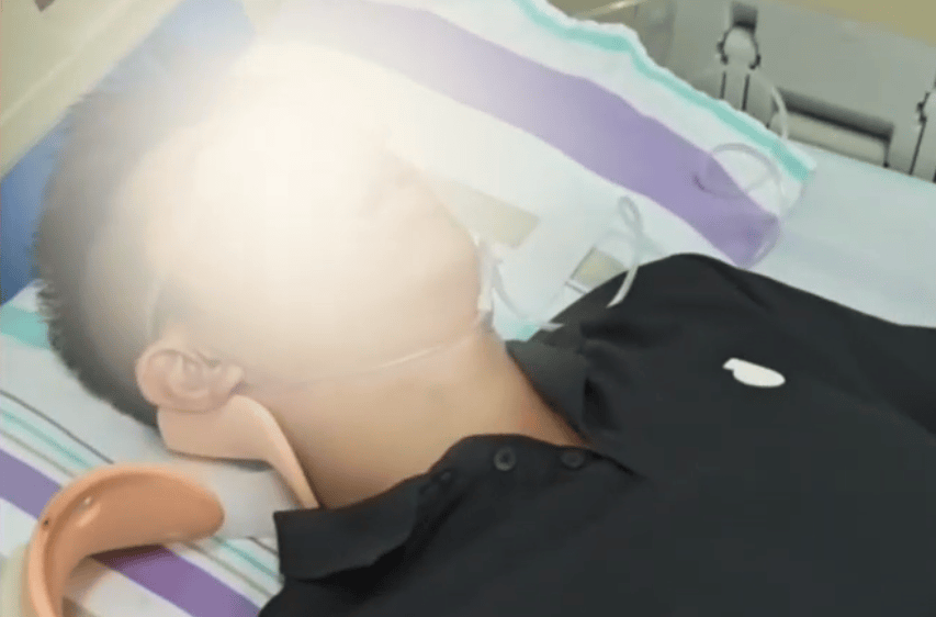 女司机撞到未拴绳的狗<strong></p>
<p>聚币网虚拟币</strong>，同车男子遭狗主人亲友围殴！警方通报