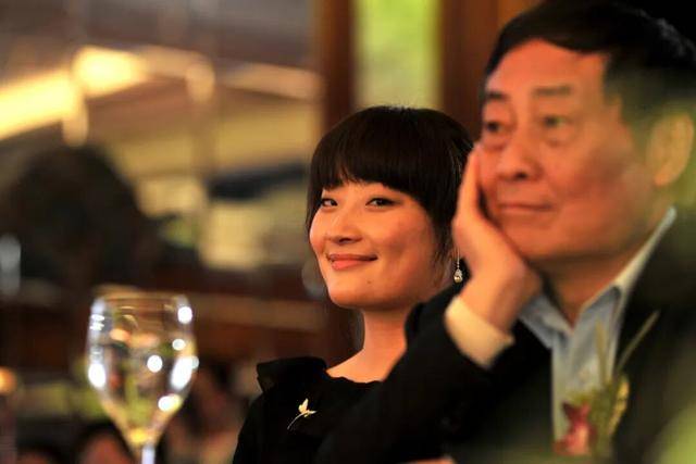 接班后<strong></p>
<p>聚币网虚拟币</strong>，宗馥莉做错了什么？