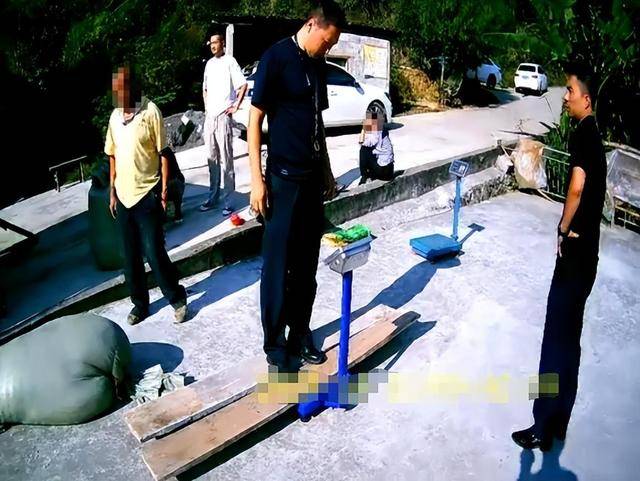 100斤玉米上秤秒变60斤？贵州一村民遭“鬼秤”骗粮！民警出手<strong></p>
<p>虚拟币怎么投资</strong>，5人被拘