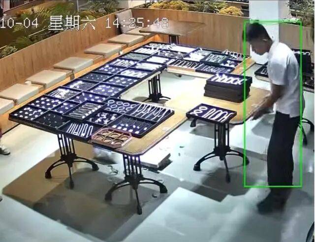 苏州一20岁店员不小心摔碎一盒玉镯损失百万<strong></p>
<p>虚拟币怎么投资</strong>，老板未要赔偿安慰小伙别有压力