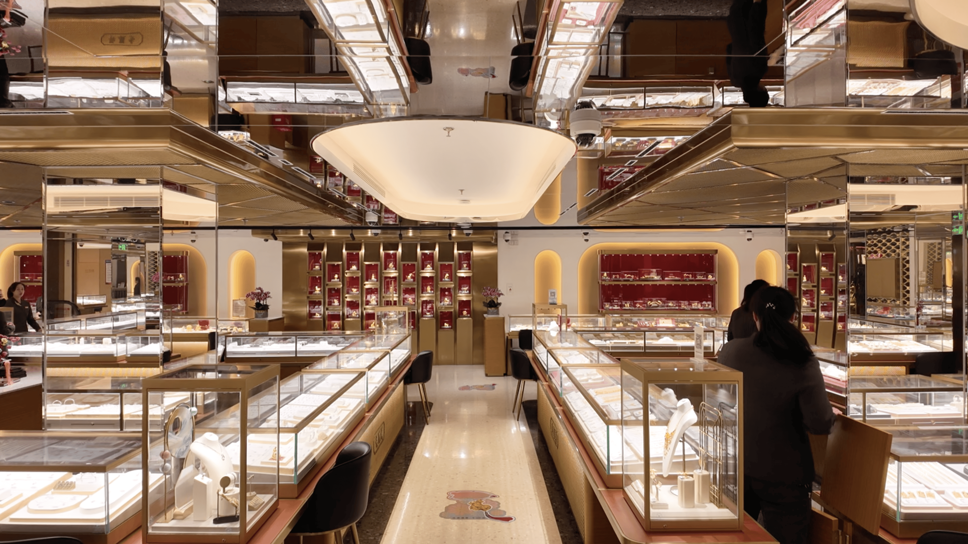 实探|金价惊魂一夜后:“囤金大爷大妈”挤爆金店<strong></p>
<p>虚拟币走势图</strong>,拿下百克金条