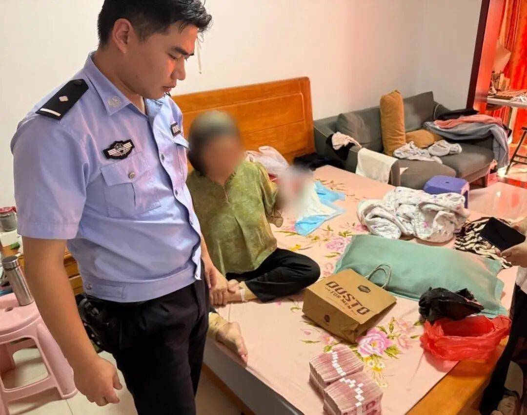 女子紧攥20万现金大哭：我自己的钱，还不能自由支配？