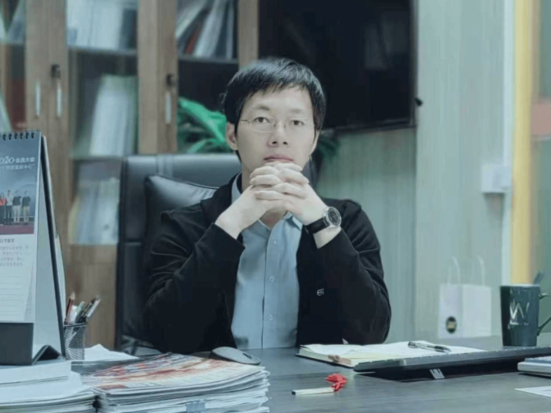 认真学习贯彻党的二十届四中全会精神<strong></p>
<p>国家禁止虚拟币</strong>！来听听他们怎么说