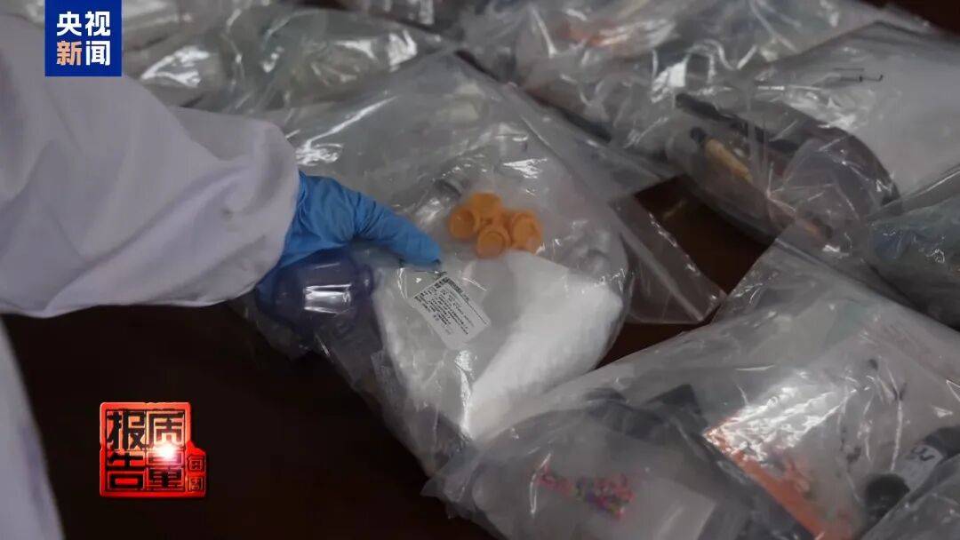 快扔掉！甲醛含量高出上限一倍多<strong></p>
<p>湖南虚拟币</strong>，戴防毒面具也不行！