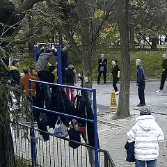 60多岁老人完成14个单杠大回环后猝死<strong></p>
<p>虚拟币名字</strong>！