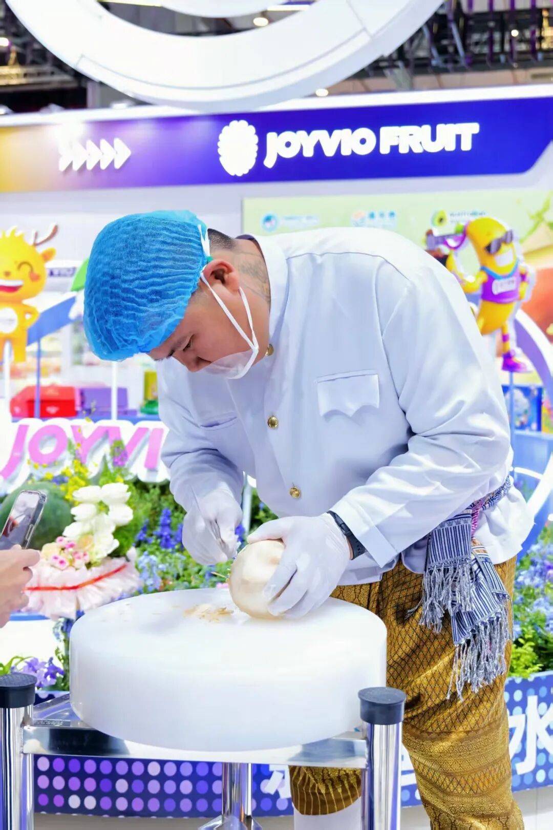 椰子水之外<strong></p>
<p>虚拟龙凤币</strong>，大公司争夺40亿元生椰市场