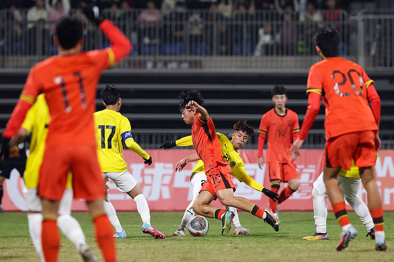 U16国足让中国球迷继续“过年”<strong></p>
<p>元宝网虚拟币</strong>，对手再弱，连续踢出两位数比分也非易事