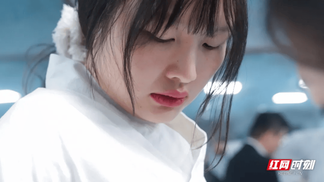 汶川地震被救起的女孩<strong></p>
<p>虚拟币之家</strong>，17年后和救她的军人结婚了