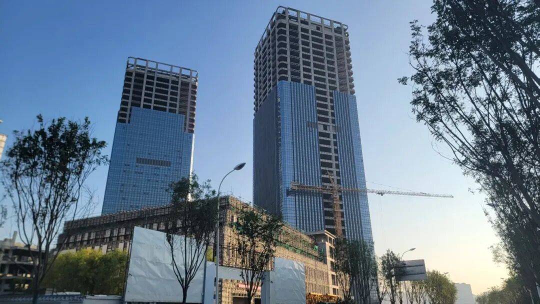 西安地标“双子塔”荒芜十年<strong></p>
<p>bci虚拟币</strong>，7.48亿起拍