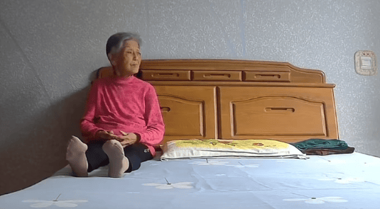 女子晒照对比奶奶自爷爷去世9个月后变化：再也不是时髦的老太太了<strong></p>
<p>虚拟钻石币</strong>，评论区泪目