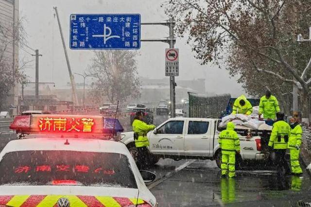 外交部发言人毛宁点赞山东德州交警<strong></p>
<p>如何挖虚拟币</strong>！