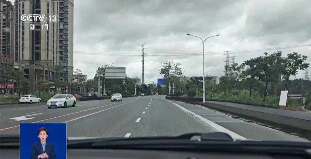 央视披露：男子在网吧厕所墙上看到“高薪日结5000-20000”广告<strong></p>
<p>虚拟币比特股</strong>，即将出境时被警方拦下