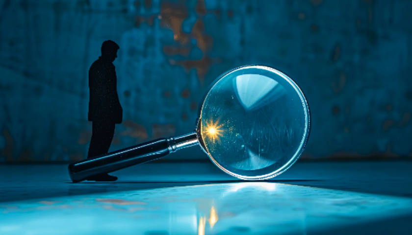 青岛市人大常委会原主任王文华卸任8年被查，曾与“种树市长”共事