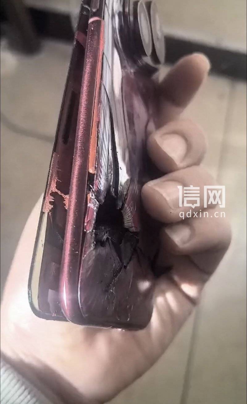 华为新手机充电时电池爆了 售后凭照片认定“外力所致”拒保 消费者：难道我买的是摔炮<strong></p>
<p>正规虚拟币交易平台</strong>？