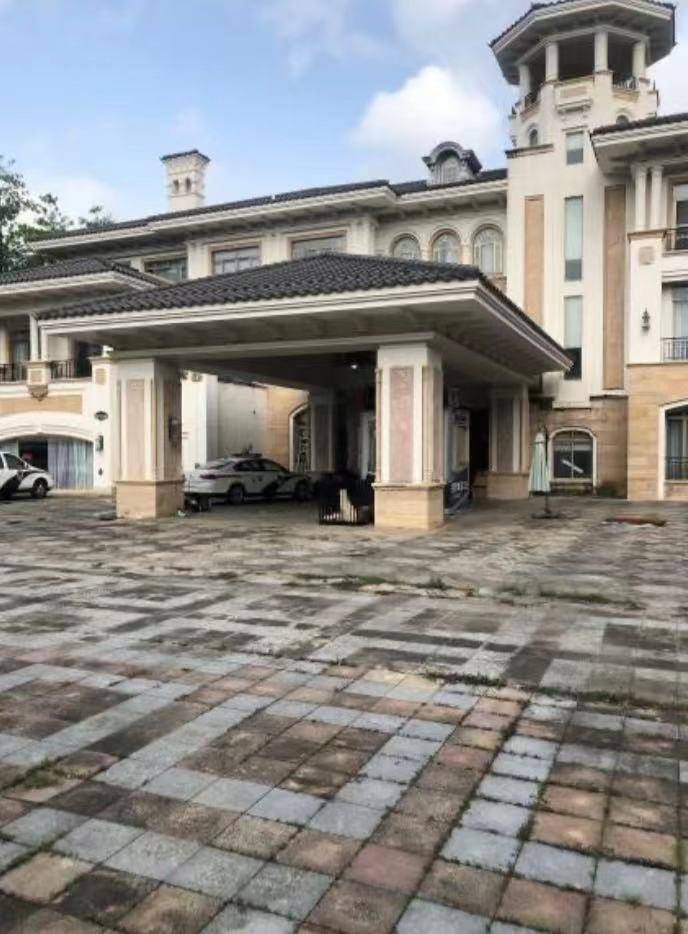 估值2亿元别墅6673万元起拍没人要<strong></p>
<p>虚拟币整顿</strong>，该别墅系“中科创系”案件涉案资产