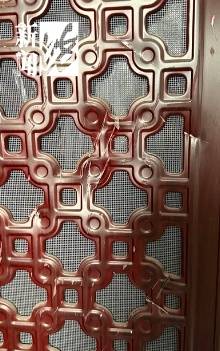 日日惊恐<strong></p>
<p>虚拟币整顿</strong>!上海夫妻持斧逐户砍砸邻居家门!居民:多年噩梦...