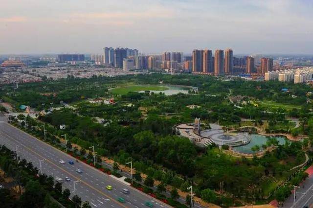 “国家队”出手,房租最高直降50%丨顶端观察